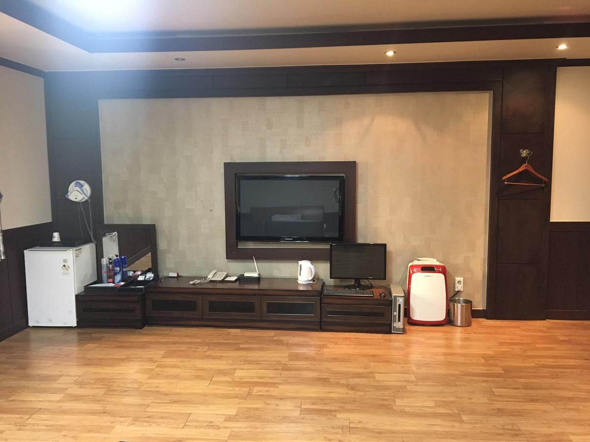 Nobless Hotel Gwangju Metropolitan City Zewnętrze zdjęcie