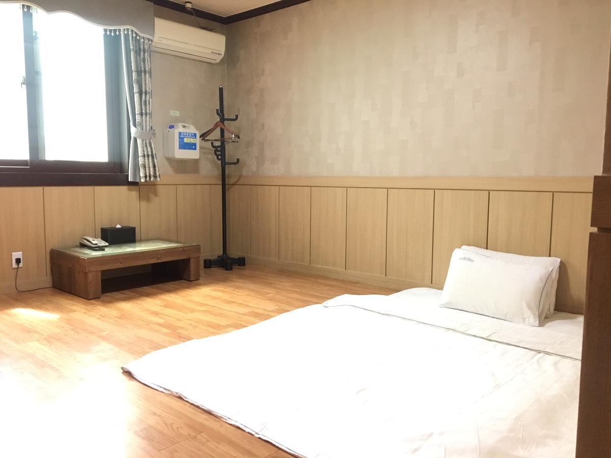 Nobless Hotel Gwangju Metropolitan City Zewnętrze zdjęcie